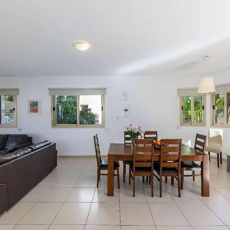 Villa Violet Palm Protaras